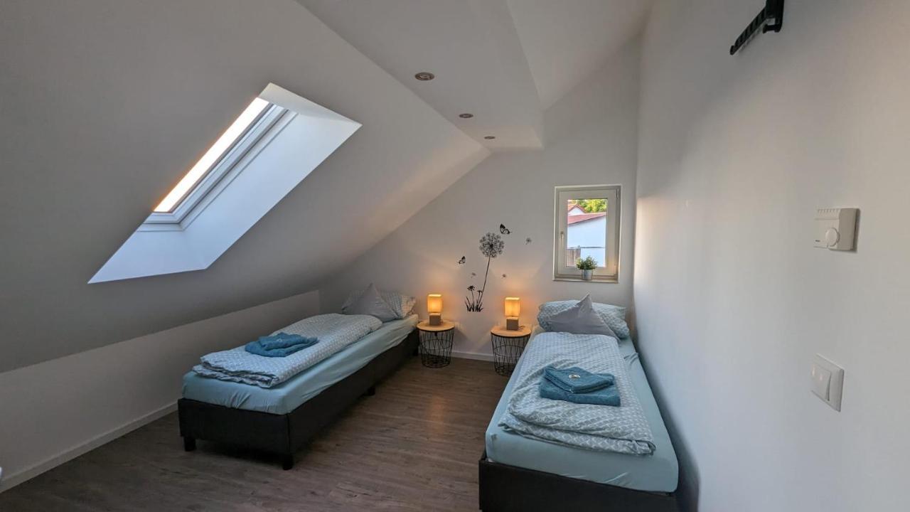 Helle Wohnung Mit Zwei Schlafzimmern Eching  Экстерьер фото